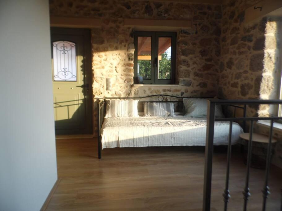 Villa Alonia Kalamata Exterior foto